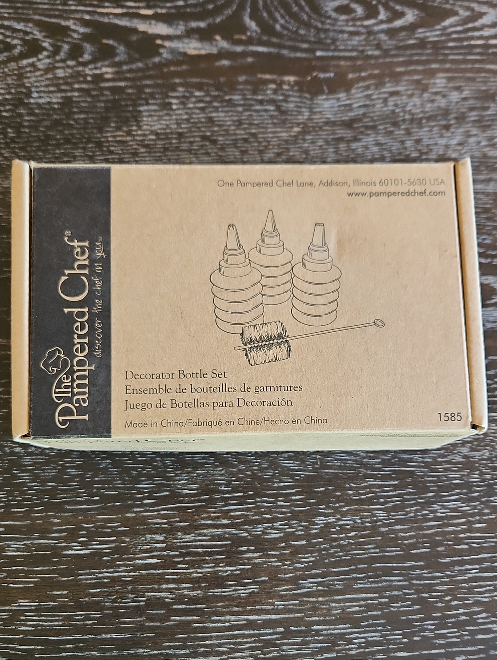 New In Box The Pampered Chef Decorator Bottle Set Of Three